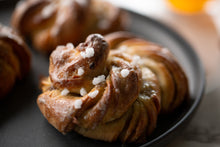 Load image into Gallery viewer, Cardamom Knots Class