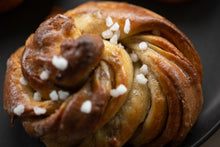 Load image into Gallery viewer, Cardamom Knots Class
