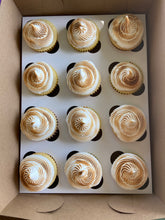 Load image into Gallery viewer, Cupcake Gift Box