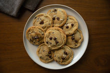 Load image into Gallery viewer, Chewy Vs. Crispy Cookie Class
